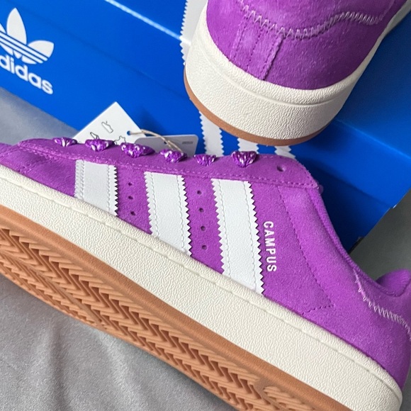 Adidas Women's Pink and White Campus Sneakers - Picture 7 of 9